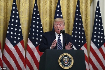 TT Trump doa danh thue 1.000 ty USD hang Trung Quoc hinh anh