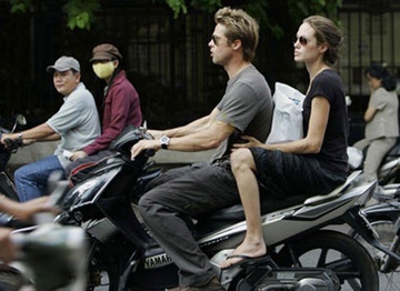 Sao ngoai gian di khi den Viet Nam hinh anh