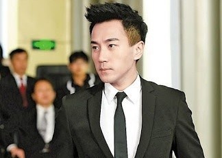 Luu Khai Uy bi tieng het thoi hinh anh