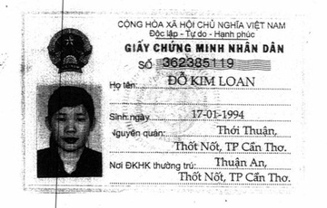 Lam chung minh thu gia o quan tra da de di may bay hinh anh