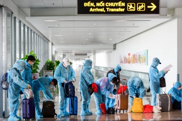 Viet Nam can ra soat ky nhung nguoi nhap canh do co bien chung Omicron hinh anh