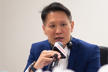 CEO Binance bất ngờ tới Việt Nam