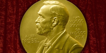 10 tac pham Nobel Van chuong duoc dich sang tieng Viet hinh anh