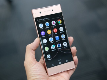 Loat smartphone tam trung cau hinh tot dang ban o VN hinh anh