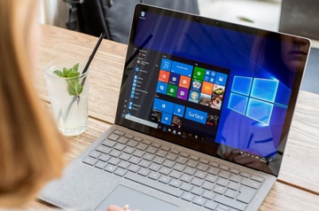 Windows 10 sap bi dung ban hinh anh