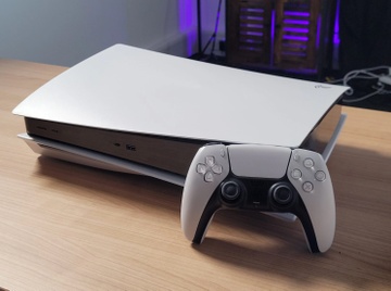 Gia PlayStation 5 giam sau, nhieu noi con chua den 11 trieu dong hinh anh