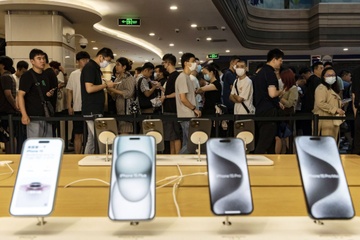 iPhone 16 van ra mat dung hen hinh anh