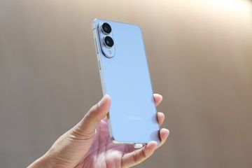 Galaxy S25 Edge là 'đòn phủ đầu' với Apple?