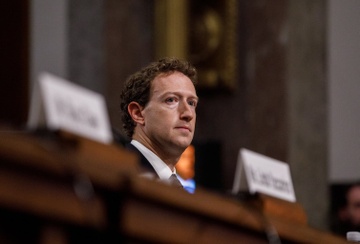 Bien dong lon tai Meta hinh anh