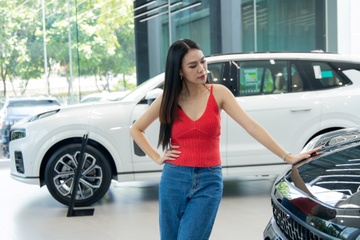 Gan 450 oto, xe may tai Viet Nam co gia tinh le phi truoc ba moi hinh anh