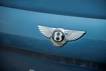 Bentley de ngo kha nang lam ban tai hinh anh