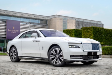 Rolls-Royce Spectre Rose - xe dien sieu sang lay cam hung hoa hong Anh hinh anh