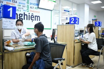 Tin mung cho nguoi kham bao hiem y te hinh anh