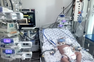 Can benh tuong nhe khien be gai nguy kich sau 2 ngay mac hinh anh