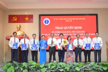 TP.HCM cong bo Ban giam doc HCDC sau hop nhat hinh anh