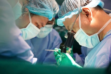 Nhung nam thang 'dien cuong' cua bac si noi tru hinh anh