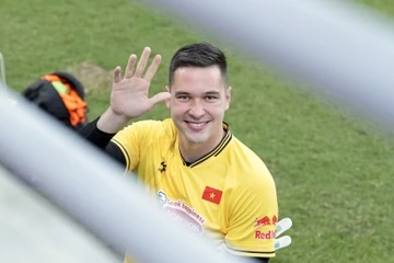 Nguyen Filip khien vi tri cua Dinh Trieu lung lay hinh anh