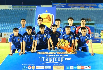 Quảng Nam bỏ giải, Công Phượng sáng cửa trở lại V.League