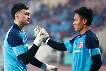 Nguyen Manh tao ra cuoc dua moi cho vi tri thu mon o tuyen Viet Nam hinh anh
