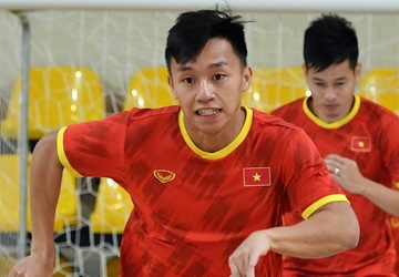 HLV Argentina loai 2 tru cot tuyen futsal Viet Nam o World Cup hinh anh