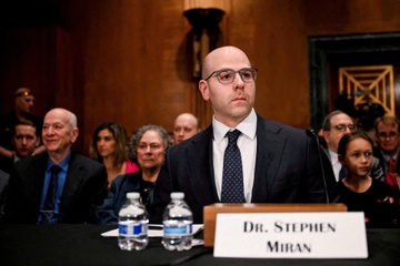 Nguoi ong Trump de cu duoc lam Thong doc Fed hinh anh