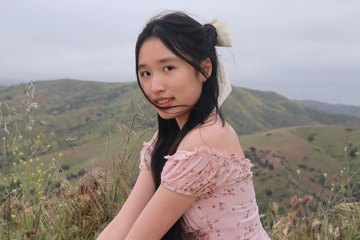 Jenny Huỳnh gây tranh cãi