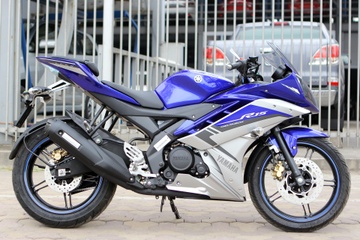 Yamaha R15 phien ban dac biet gia hon 100 trieu tai Ha Noi hinh anh