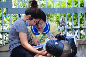 TP HCM cong bo diem thi lop 10 hinh anh