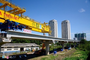 Som xay dung 2 cau vuot truoc san bay Tan Son Nhat hinh anh