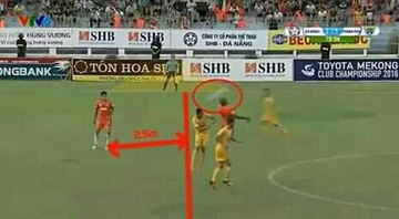 Bang ky thuat cua VPF ve tinh huong Merlo ghi ban gay tranh cai hinh anh