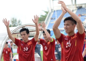 Tuyen Viet Nam duoc thay 6 cau thu o tran gap Indonesia hinh anh