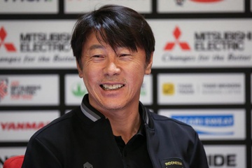 HLV Shin Tae-yong chi thang duoc doi U20 Viet Nam hinh anh