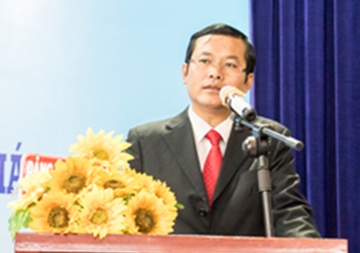 Thu tuong bo nhiem hai thu truong Bo GD&DT hinh anh