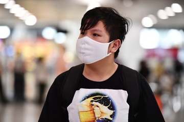 UNICEF huy dong 800.000 USD ho tro giao duc Viet Nam trong dich hinh anh