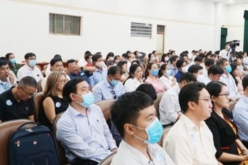 Giao vien phai thay doi khi truong hoc chuyen doi so hinh anh