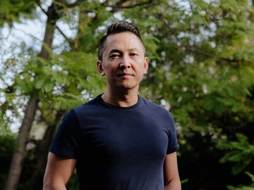 Tác giả gốc Việt Viet Thanh Nguyen nhận thêm giải thưởng văn học