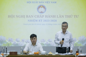 Co tiet khoi nghiep, thi cung co the co tiet doc sach hinh anh