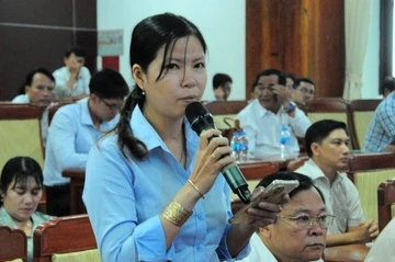 Can bo Hau Giang muon duoc ho tro an o, di lai 5 nam sau sap nhap hinh anh