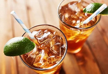 Mot chai nuoc ngot phai doi bang 50 phut chay bo? hinh anh