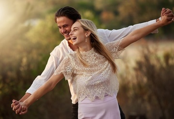 Nguoi truong thanh va doc lap yeu the nao? hinh anh