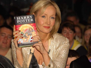 Chi hon 40.000 USD de so huu an ban dau tien cua bo 'Harry Potter' hinh anh