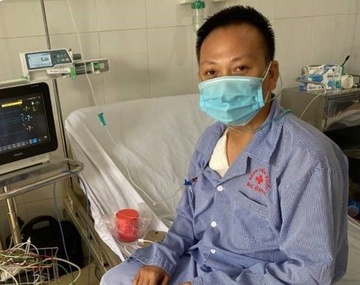 Cuu benh nhan 34 tuoi mac Covid-19 tung nguy kich hinh anh