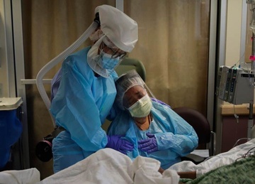 Benh nhan Covid-19 o My: 'Toi hoi han vi tu choi tiem vaccine' hinh anh