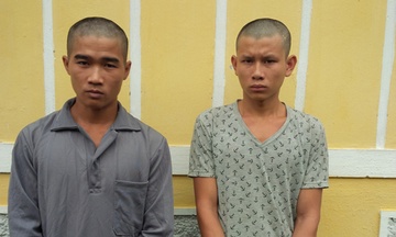 Bit mat, mang dao di chem nguoi cuop dien thoai hinh anh