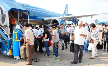 Vung thong bao bay (FIR) Ho Chi Minh mat quyen dieu hanh bay hinh anh