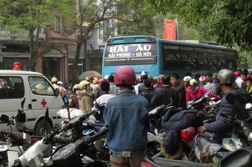 Lam ro thong tin xe cap cuu bo roi thai phu gap nan hinh anh