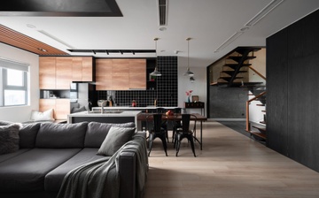 Can ho duplex voi phong cach 'cong xuong' tai Ha Noi hinh anh