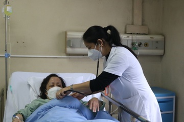 F0 hau Covid-19: 'Toi suyt roi vao hon me vi kho tho' hinh anh