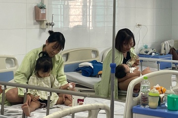 Nhieu tre tai Ha Noi phai nhap vien do mac benh ho hap hinh anh