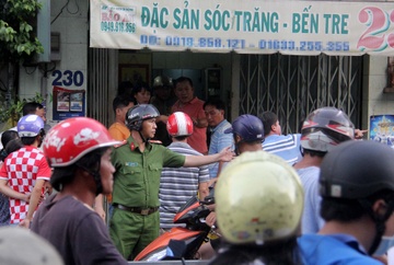 Chu cua hang dac san Soc Trang bi ban chet o Sai Gon hinh anh